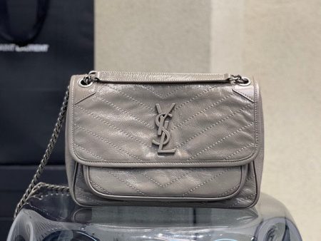 EH - Yves Saint Laurent Bags - 3982 on Sale